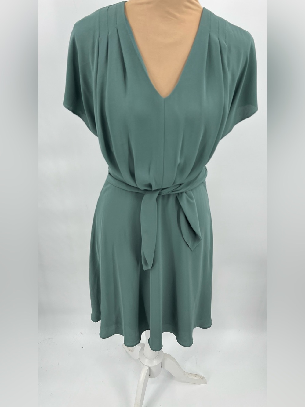 Ann Taylor Sage Green wedding guest fit & flare Tie Waist Dress flutter sleeve 2 - Picture 6 of 12